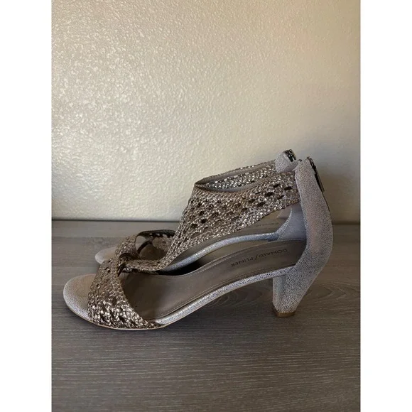 Donald Pliner Size 10 M Gold Woven Gladiator Heels Sandals Designer Old Money - Picture 6 of 8